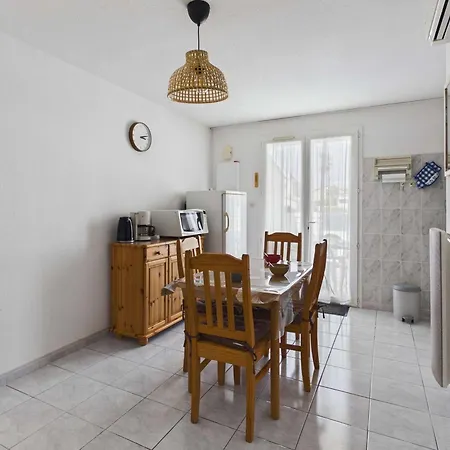 Vakantiehuis Maison Mitoyenne Avec Parking - 4/5 Pers. - Fr-1-326-883 Marseillan (Herault)